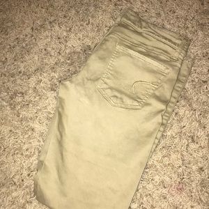 khaki pants